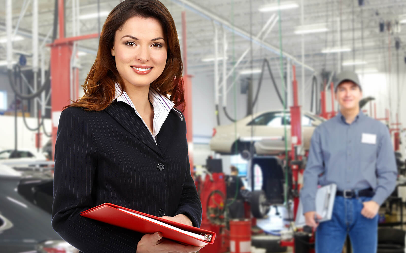 Manager in auto shop